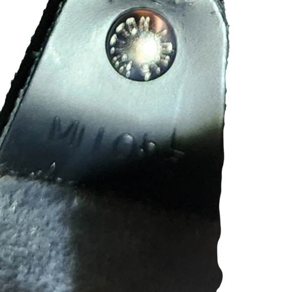 MI 1025 Authentic noir epi leather Louis Vuitton soufflot bag with pouch - Picture 11 of 12